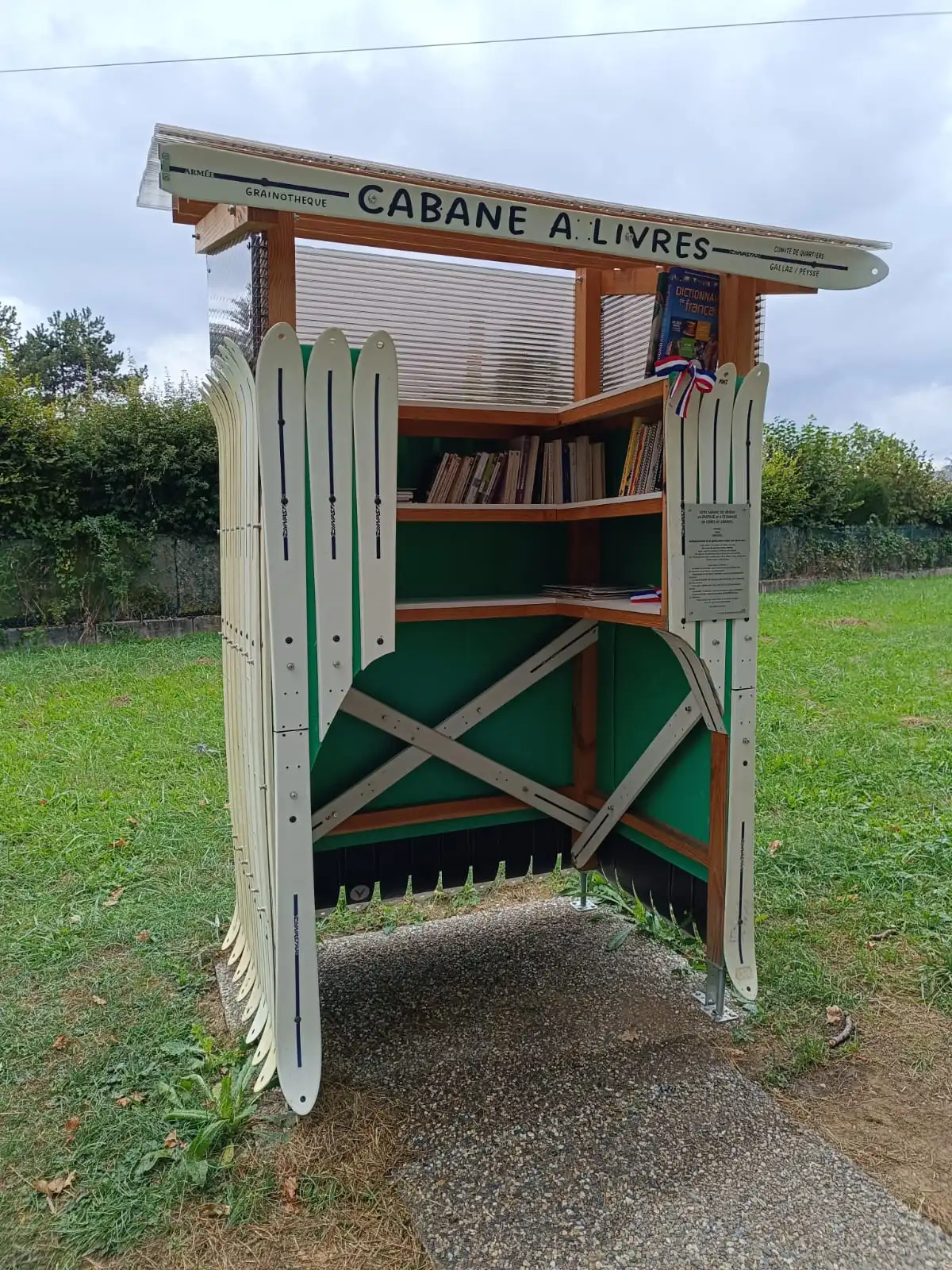 Cabane à livres