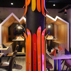 2019 : skis colorisés, déco